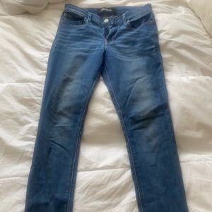 Medium rise skinny jeans